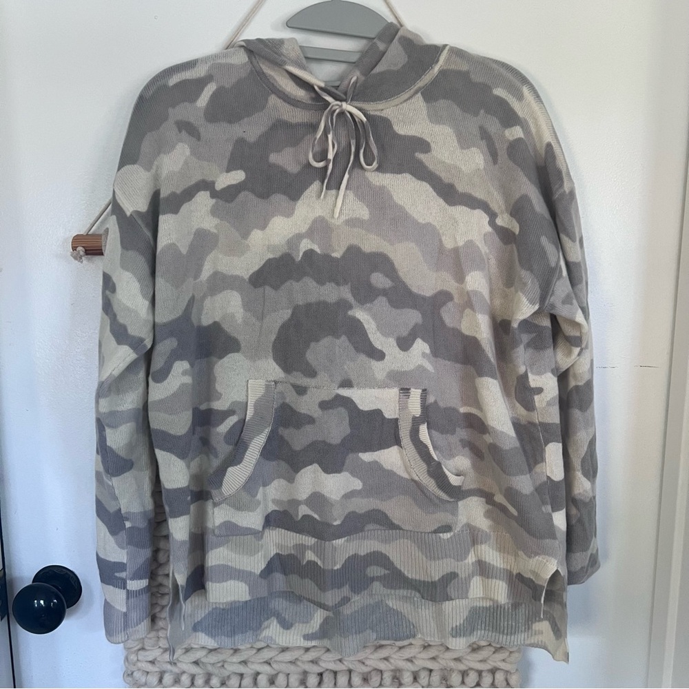 Women’s Cashmere hooded Camo Sweater